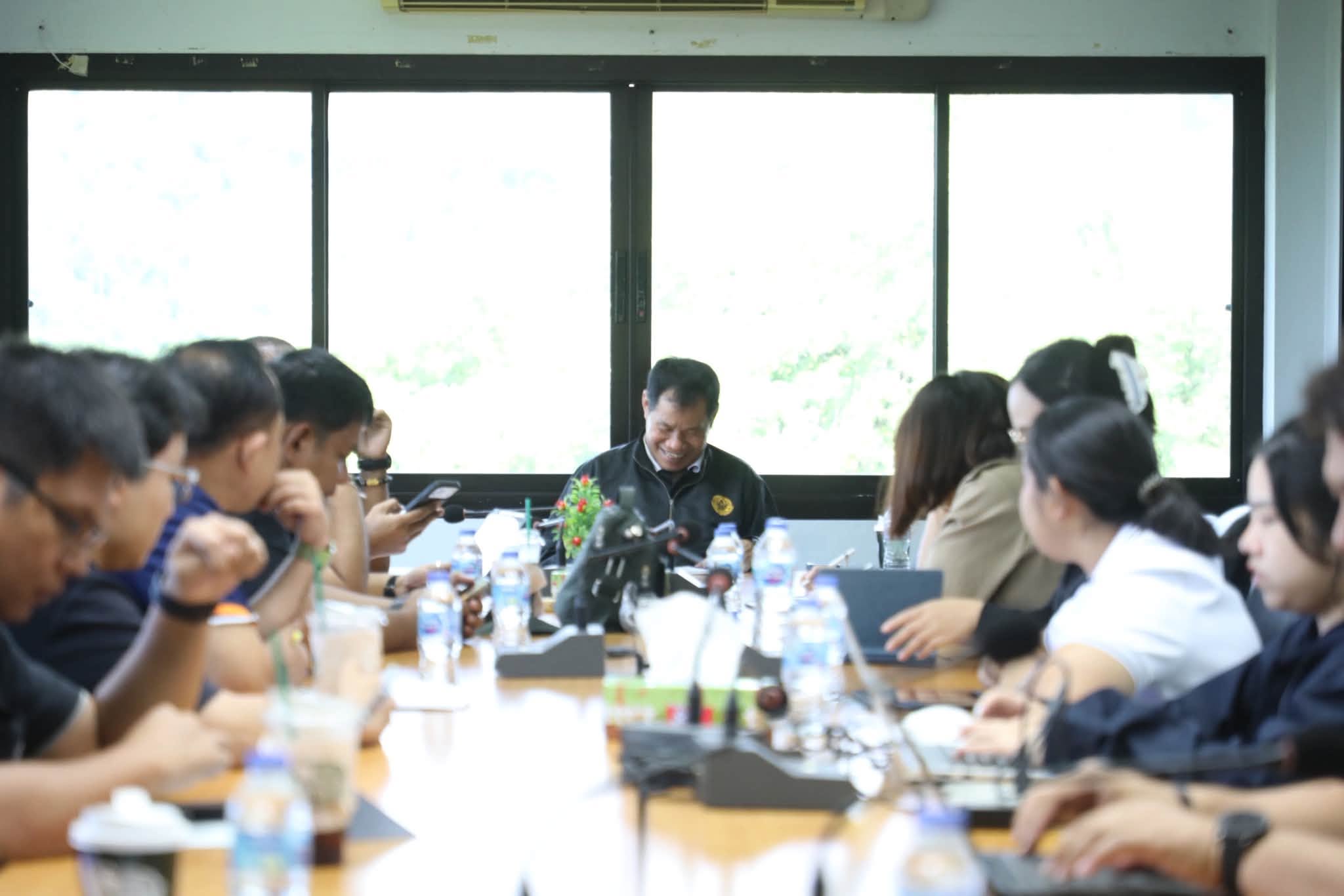 title - ส.ป.ก. ประชุมเตรียมความพร้อมงานติดตาม รมช. ลงพื้นที่ตรวจราชการในพื้นที่จังหวัดภูเก็ต